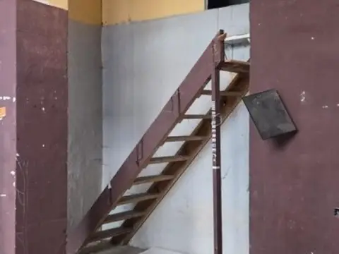 Local comercial en Milagrosa - Arrosadia