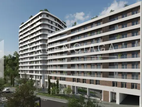 Local comercial en calle de Xabier Lizardi, 14