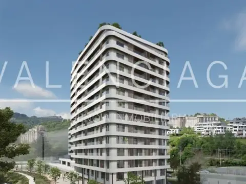 Local comercial en calle de Xabier Lizardi, 14