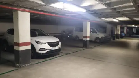 Garaje en calle Oihenart