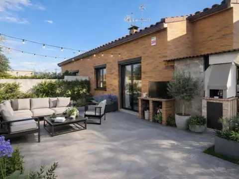 Casa pareada en calle de Alfonso VI