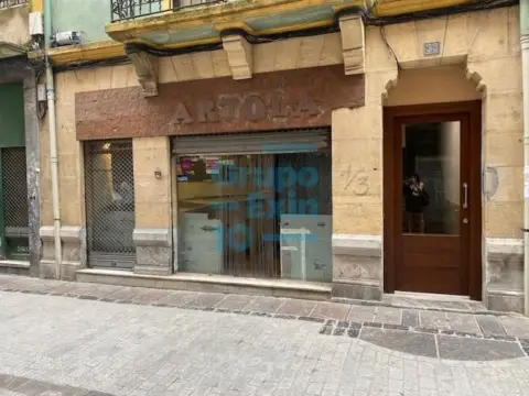 Local comercial en Correo