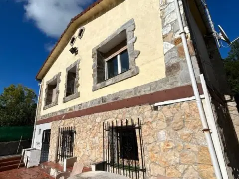 Casa en Criales de Losa
