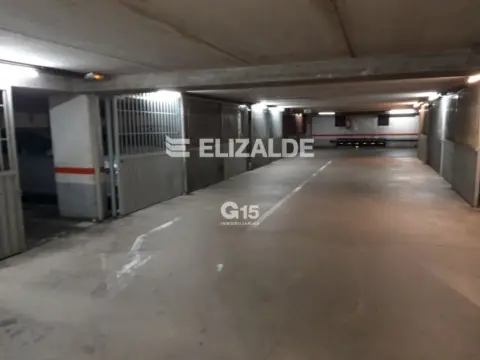 Garaje en calle Txirrita Bertsolaria Pasealekua
