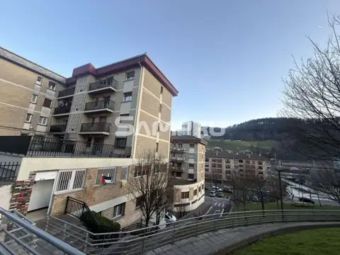 Piso en Bedoña