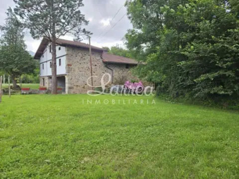 Casa en Muntsaratz
