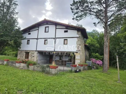 Casa en Muntsaratz