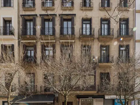 Piso en calle de Elkano