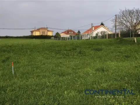 Terreno en Ceares-Jesuitas