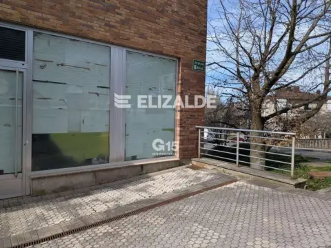 Local comercial en calle de Auspero