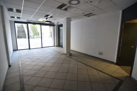 Local comercial en calle de Errebal