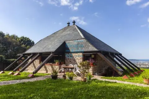 Chalet en Barrio Meaka