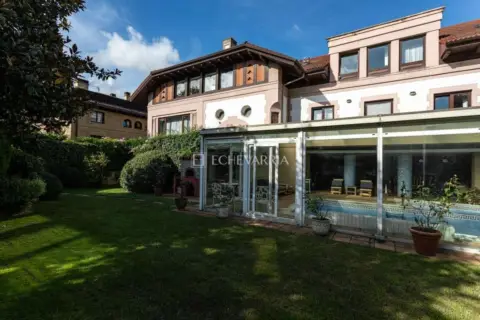 Casa adosada en Muelle de Las Arenas