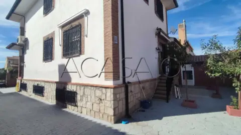 Casa en Villaluenga de La Sagra