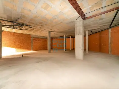 Local comercial en calle Oriamendi Kalea (Ur: 60473242), nº 1