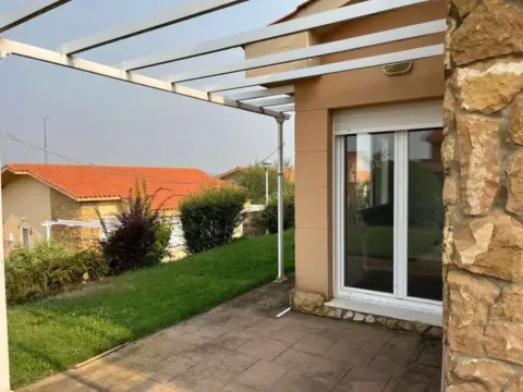 Casa adosada en Campo de Golf