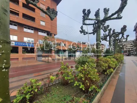 Oficina en Avenida de Navarra, 1