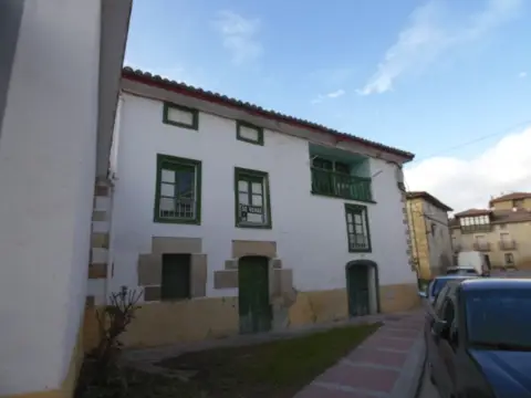 Casa en Quintana Martin Galindez