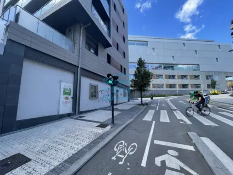 Local comercial en calle Estella, 13