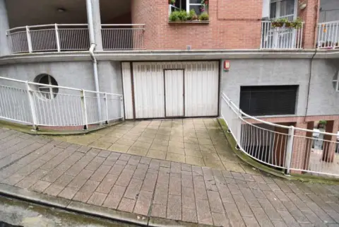 Garaje en calle Gisastu Bide Bidea