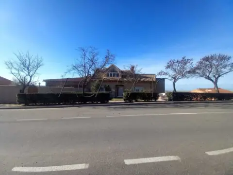 Casa en Maqueda