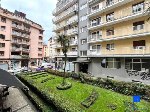 Piso en calle de la Virgen del Carmen