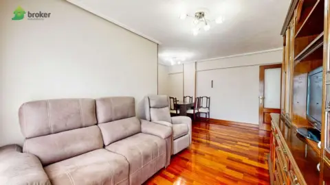 Piso en calle Labrostegi