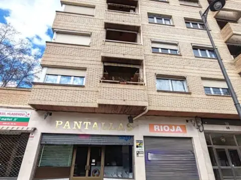 Local comercial en Centro Este