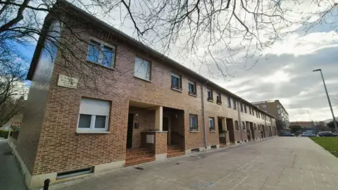 Casa adosada en Urbanización