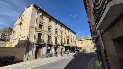 Piso en Avenida de La Rioja, 18