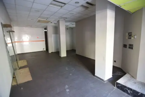 Local comercial en Urkizu Pasealekua