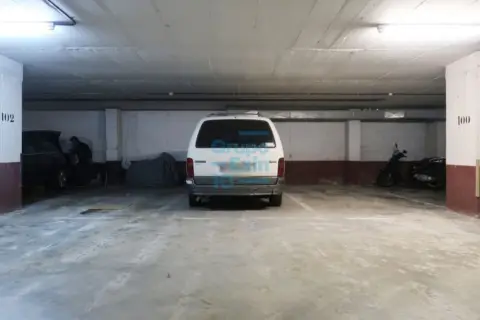 Garaje en calle Louis-L Bonaparte Plaza