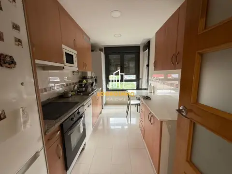 Piso en Avda Burgos - Portillejo