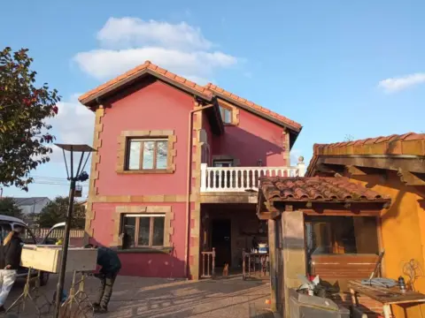 Casa pareada en Igollo