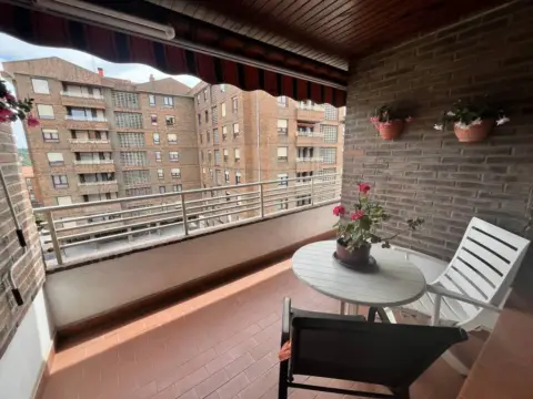 Piso en Bidezabal