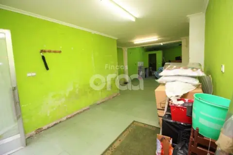 Local comercial en Las Viñas