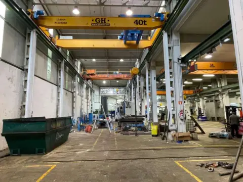 Nave industrial en calle de Apalategi, 6