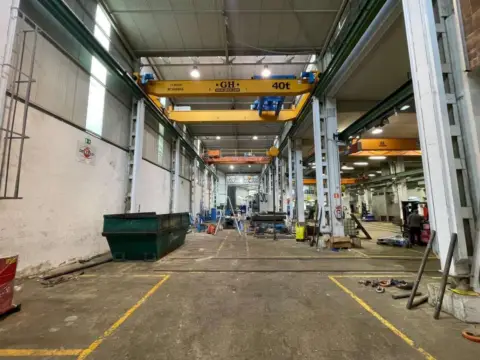 Nave industrial en calle de Apalategi, 6