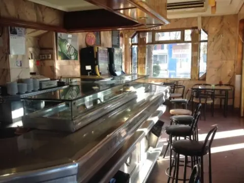Local comercial en Medina de Pomar Bar Rojo--Ojo Esta Alquilado X los Dueños Solo Sería Venta----