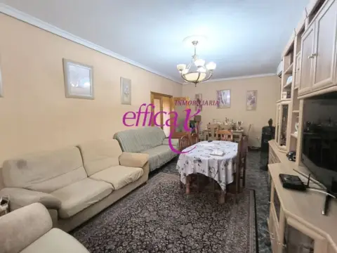 Casa en Burujón