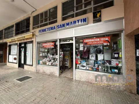 Local comercial en calle Txirrita Bertsolaria Pasealekua, nº 14