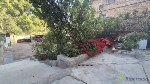 Casa en Valdegutur