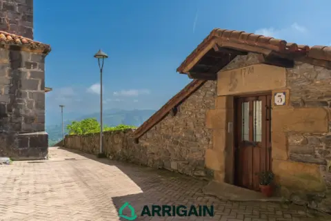 Casa en calle de Aitzpea