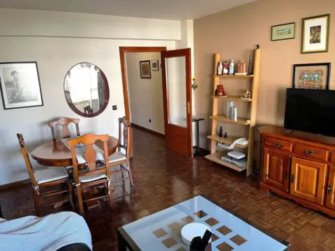 Piso en calle de Lur Gorri