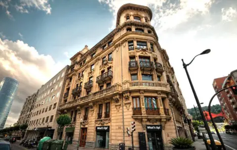 Piso en calle Lersundi, 18