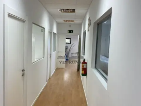 Nave industrial en calle calle Manfredonia