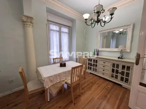 Piso en calle San Francisco Javier Kantoia