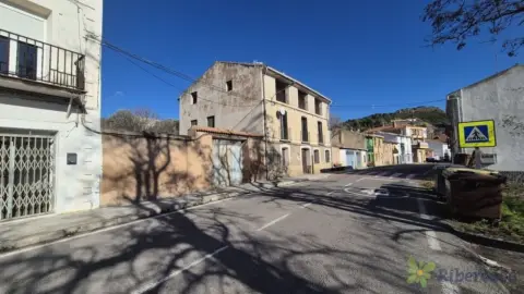Casa en Avenida de La Rioja