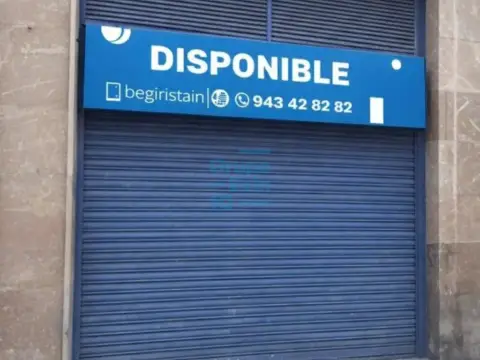 Local comercial en Karlos I.aren Hiribidea