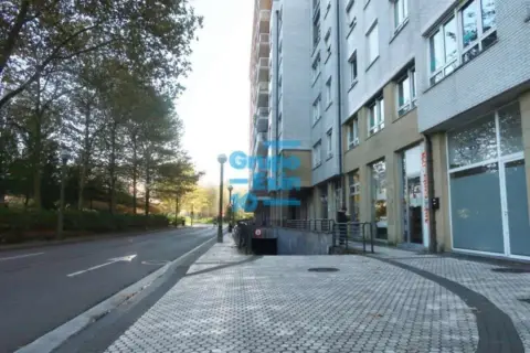 Garaje en calle de los Balleneros